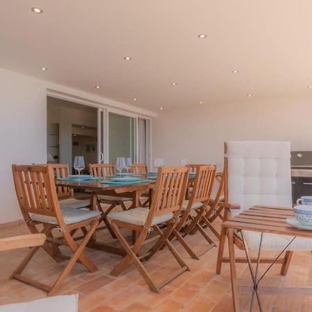 Villa Prado - Beautiful Beachfront Villa Albufeira Extérieur photo