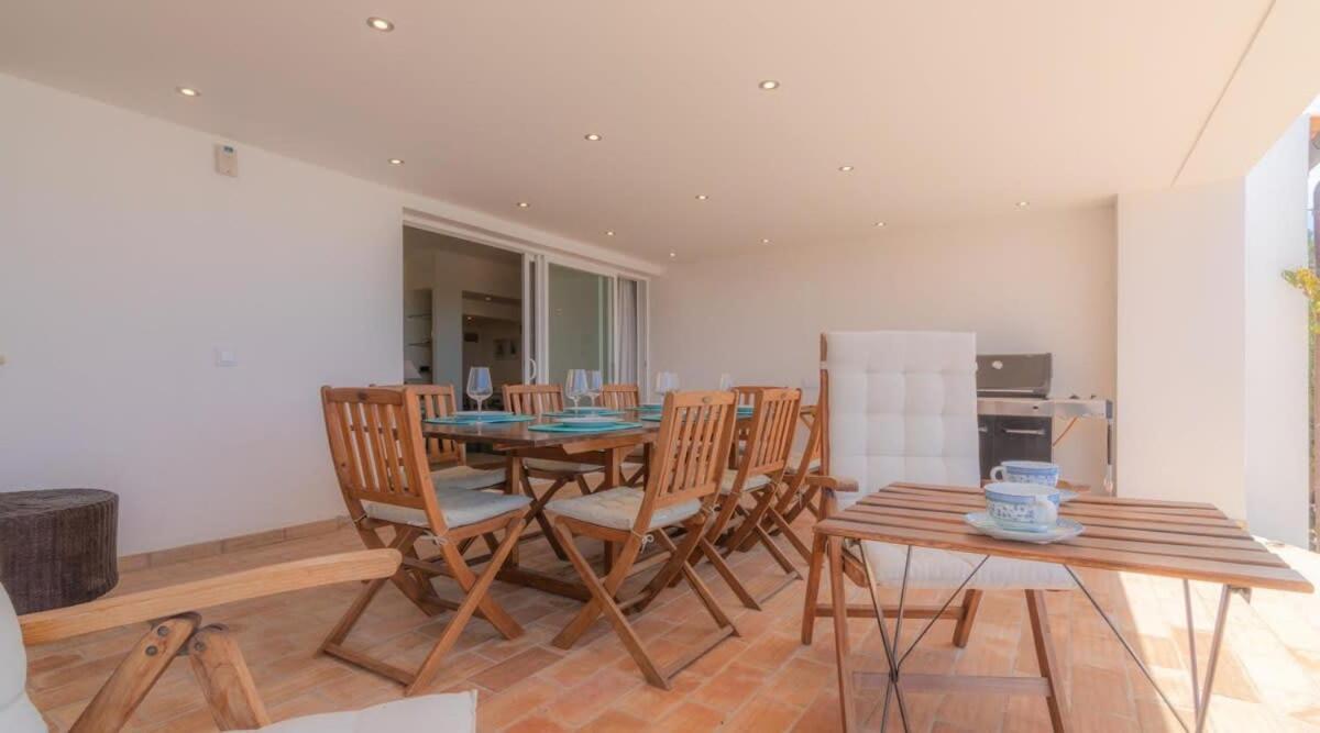 Villa Prado - Beautiful Beachfront Villa Albufeira Extérieur photo